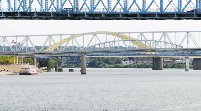 四橋