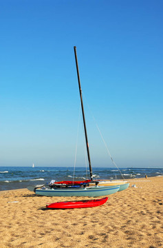 雙體帆船；Kayak