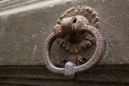 舊門環(huán)