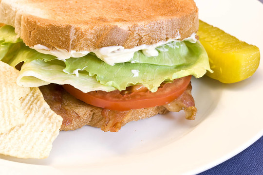 BLT
