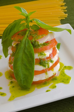 Mozzarella沙拉