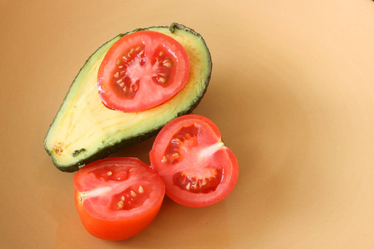 AVO和番茄