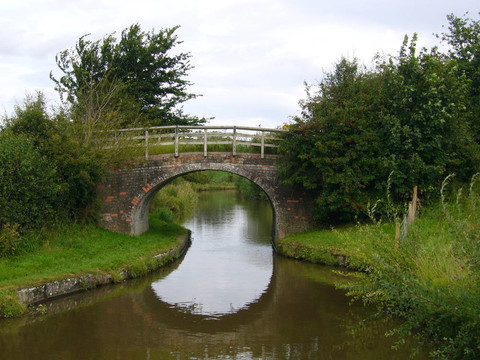 運(yùn)河橋