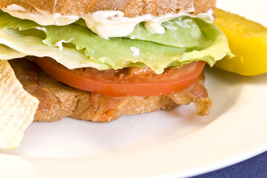 BLT