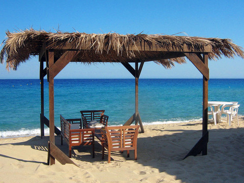 阿爾加約拉海灘