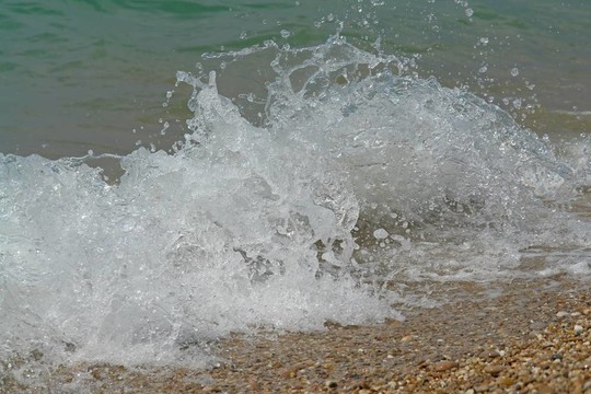 海上沖浪