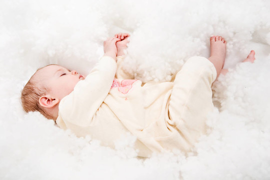 熟睡的嬰兒
