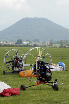 空的滑翔機(jī)