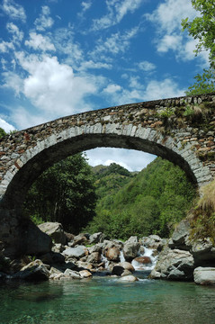 拱橋