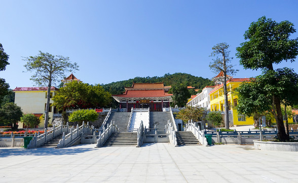 陽(yáng)西大垌山