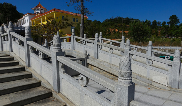陽(yáng)西 大垌山