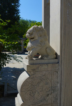 石獅子