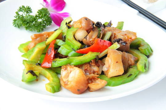 紫蘇豆豉涼瓜炒豬手