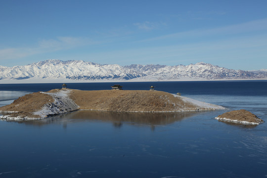 賽里木湖冬景