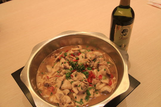 脆鯇魚(yú)鍋