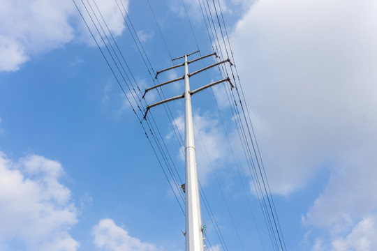 高壓電線桿
