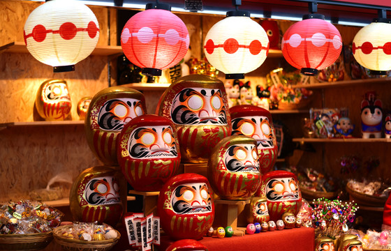 日本新年吉祥物 達摩不倒翁