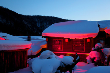 雪鄉(xiāng) 夜景 燈光 紅燈 燈籠