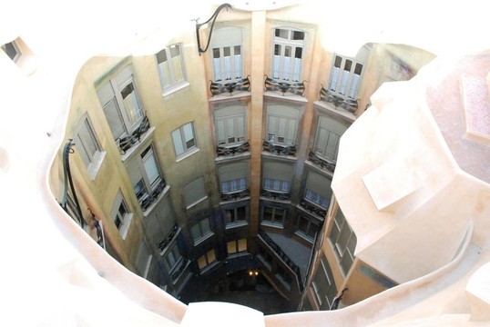 庭院Casa Mila