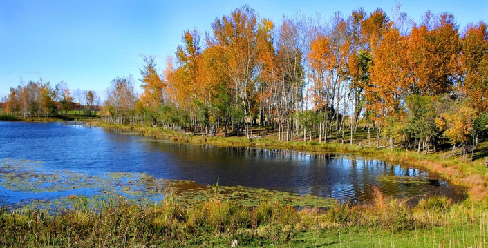 秋天的山水風(fēng)景
