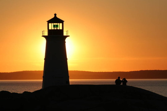 在lighhouse夫婦