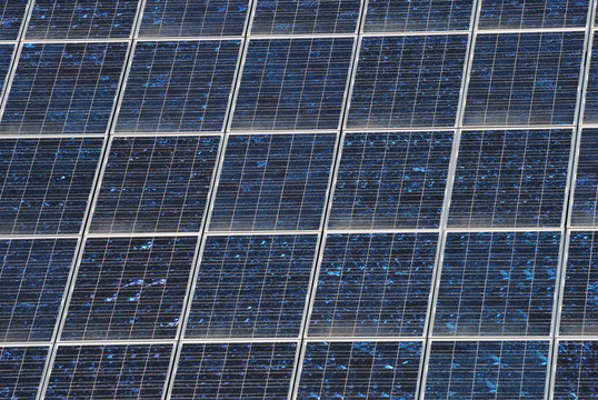 替代能源的太陽能電池板
