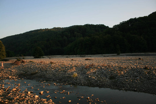 山區(qū)河流