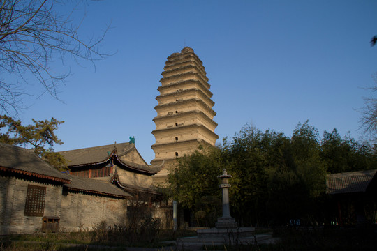 西安小雁塔
