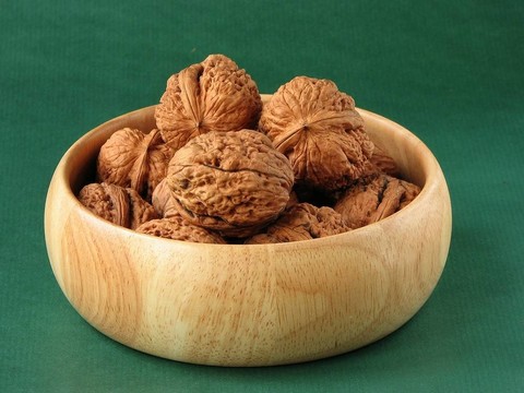碗堅(jiān)果