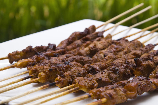 雞肉沙爹串銅