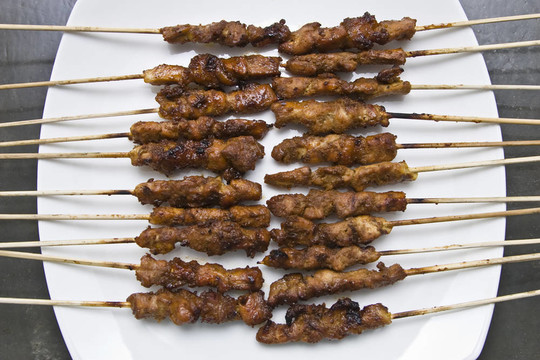 雞肉沙爹頂視圖