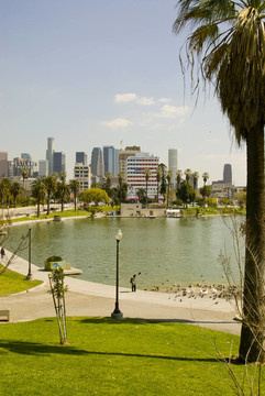 麥克阿瑟公園和市中心；洛杉磯；Ca