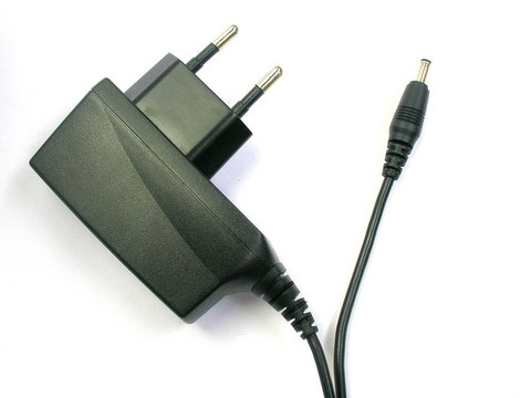 手機(jī)電池充電器