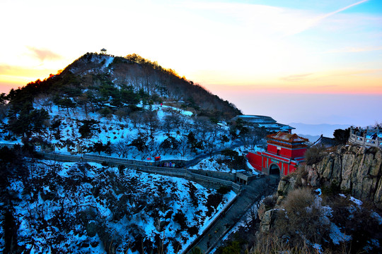 泰山