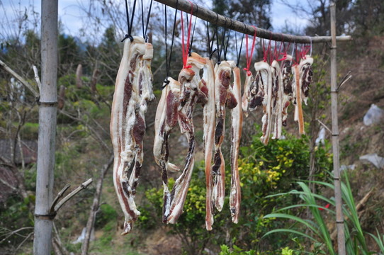 曬臘肉