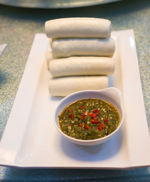 杠子饃蘸醬