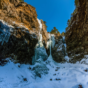 轎子雪山冰瀑（全景高清大圖）