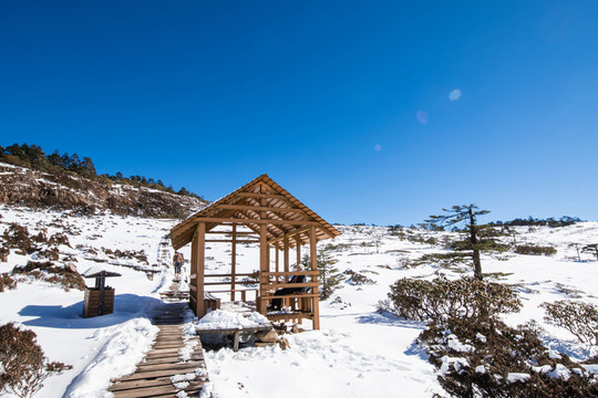 雪地木屋