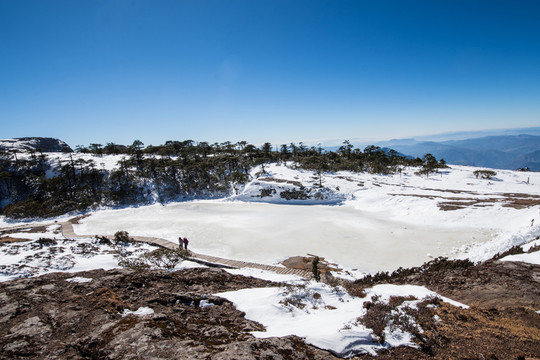 轎子雪山木邦海風光