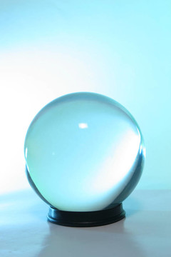 水晶球中的藍色
