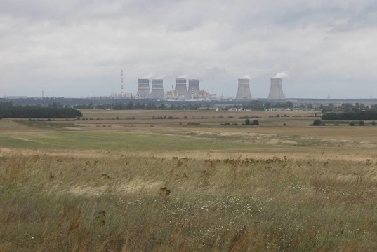 原子能發(fā)電廠附近的Rovno；Kuznetsovsk