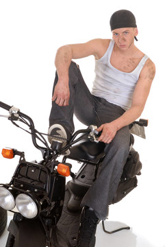 男孩和他的摩托車