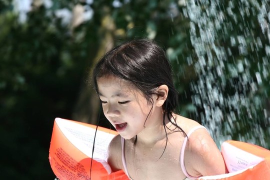 孩子和水
