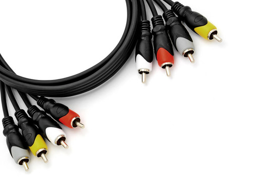 黑色電纜。