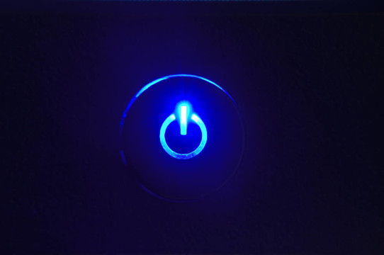 監(jiān)控電源按鈕，電源按鈕特寫(xiě)
