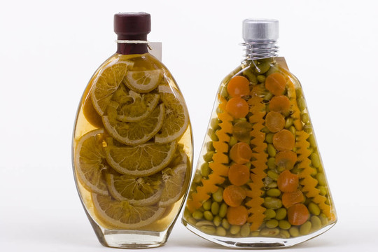 腌制品：橙子；胡蘿卜；豆
