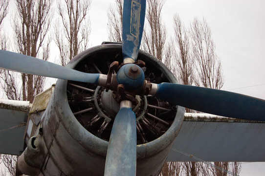 老飛機(jī)AN-2