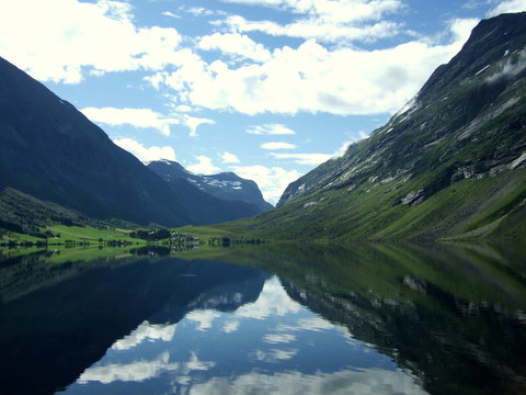 湖eidsvatnet