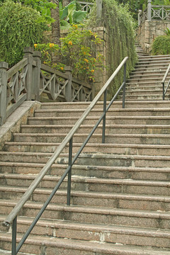 公園臺階向上