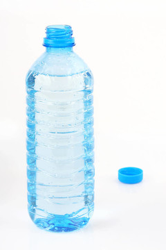 一瓶水